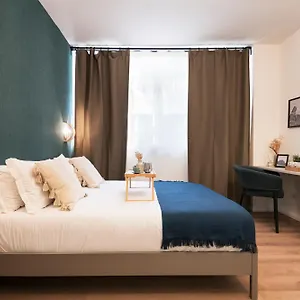 Easylife - In Milano